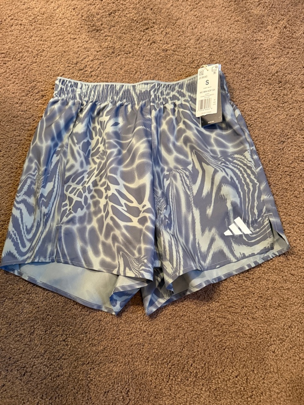 adidas Women’s Size S Light Green and Gray Patterned Running Shorts NWT
